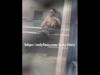 Smocking some pot before smocking on the pool😈😈