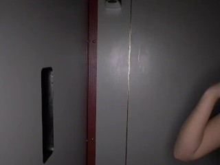 Masked Girlfriend Gloryhole