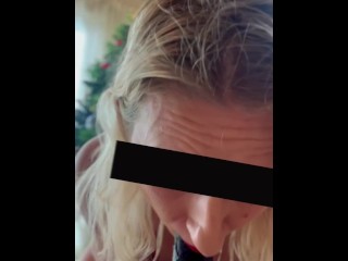 Blonde Kiwi Girl sucks cock under the Christmas Tree
