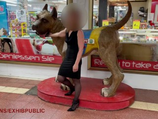 masturbation public au centre commercial une foi les magasins fermés