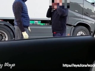 100% réel - francaise libertine propose à un chauffeur routier inconnu une pipe gratuite