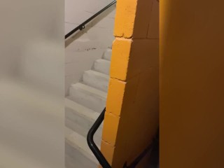 Sex on the emergency stairs - Amateur sex