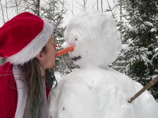 Santa fucks a snow lady - 4k 60fps