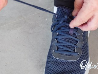 I show my smelly feet n' toes without shoes and white socks to please you with foot fetish POV scar