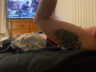 SANTAS LITTLE TATTOOED SLUT SUCKS MY COCK AND TAKES IT FROM BEHIND ON CHRISTMAS