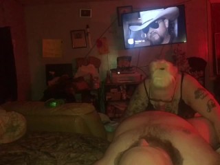 BBW gets what she wants from bearded daddy