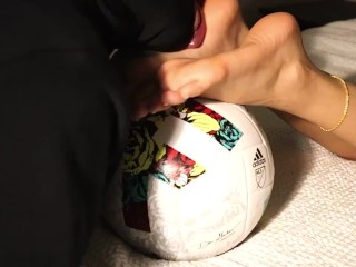 Foot Worship - Lick My Feet After the Game