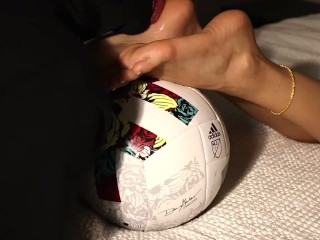 Foot Worship - Lick My Feet After the Game