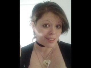 Happy Birthday from sexy Psychobilly girl Betty Reddd