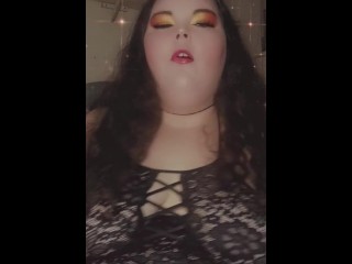 BBW Smoking 🚬 Let me hit this then suck your cock...