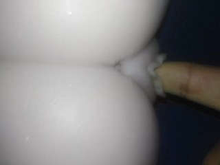 Juguete hecho yo semen esta mañana - muñeca sexual