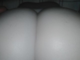 Finalmente obtuve un orgasmo duro con las manos libres - muñeca sexual