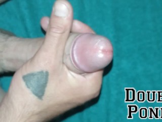 EJACULATION MASSIVE APRES UNE LONGUE MASTURBATION