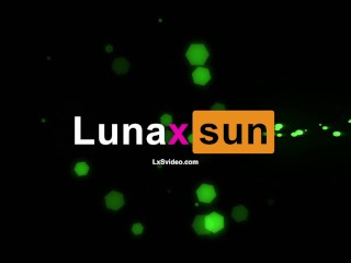 He rubs my wet pussy with his big cock - Sun POV