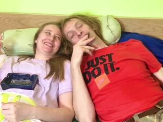 Smoke and talk ( Füst és beszélgetés, magyar nyelvű , vicces videó ) talking in Hungarian language