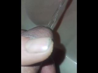 Close up piss