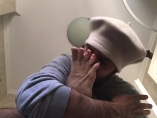 Hot guy sniffs his own feet self foot sniff