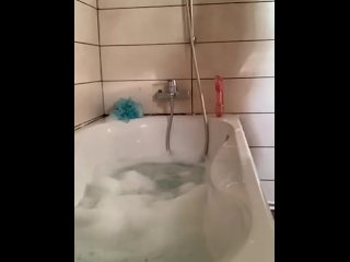 Babe Fingering and Pussy Fucking Dildo in the Bathroom  🍑😱