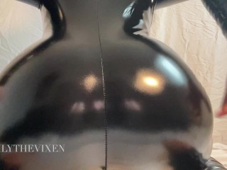 THICK SLUT RIPS LATEX SUIT AND RIDES (FULL VID ON SITES)