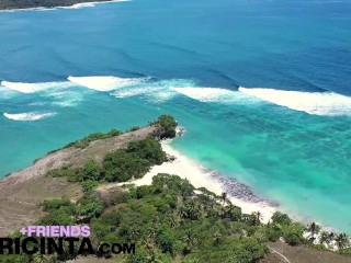 Putri Cinta nakedly strolled along the sandy beach