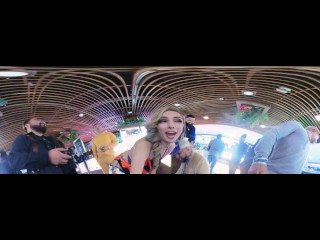 Banksie Does a Jardin VIP Tour at AVN Las Vegas in VR!