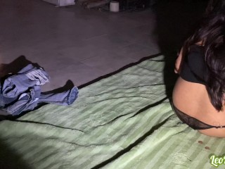 I Invite a Latina to fuck on the terrace of my friend's party, i put camera in a flowerpot