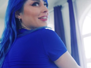 Best Butts: Jewelz Blu bounces her bubble booty for Big Load Backshots