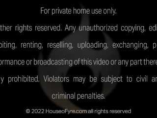 TWERKNADO Aubree Valentine bounces her booty on hard cock