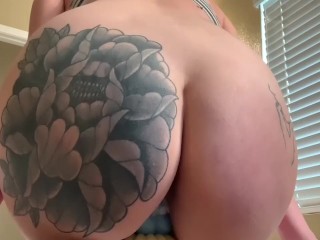 Pussy squelching while squat riding dildo