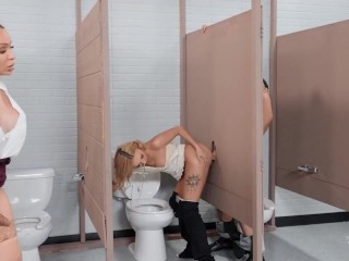 Trans Angels - Winter XX Doll And Dante Colle Double Penetrated Chloe Temple In The Bathroom