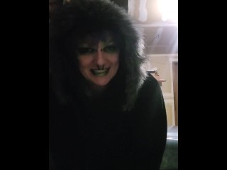 Part with my tits with me while I smoke ❤️