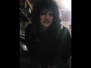 Part with my tits with me while I smoke ❤️