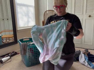 V182 SFW: Dig through the dirty laundry hamper and smell all of my panties clothes nylons (Full Vid)