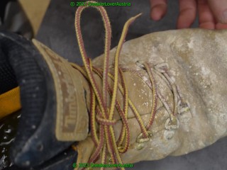 piss 5 times in old dirty timberland work shoes