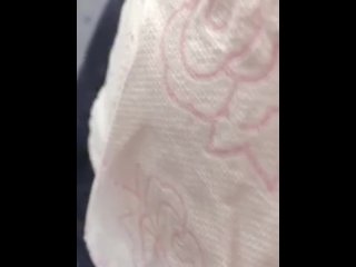 濡れ透けさせてたら出ちゃった　素人日本人おっぱい/Japanese Amateur Nipple Play
