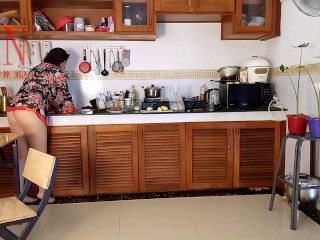 Housewife in pantyhose in the kitchen. Naked maid gets an orgasm while cooking. 1