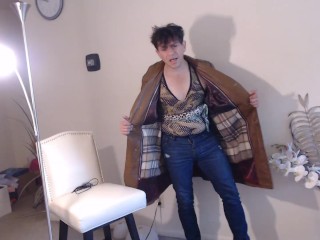 HitchHiker MAOLO is XXX Desperate to Get to Atlanta! mm!