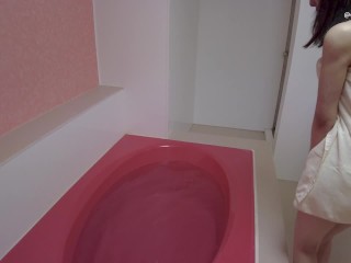 ツインテールのパイパン地雷女ちゃん気持ちよくて腰ガクガク♡お風呂でオナニーしていたので観察してみた（日本人素人）