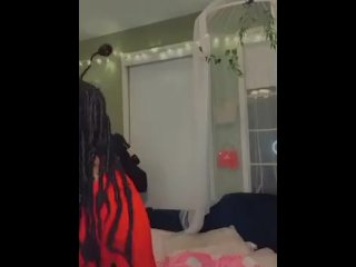 THICK EBONY CLAPS FAT ASS