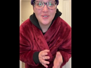 Sexy BBW Undresses and Shares Ideas about Nudity - Request Video
