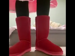 Uggs Boots Modeling and Shaking my Booty