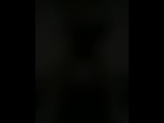 【エロ尻アングル】まんこにぶっ刺さるチンポがよくわかる下からアングル動画