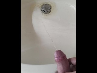 Sink pissing