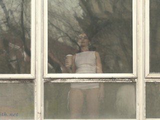 Jeny Smith teasing the strangers thru the window