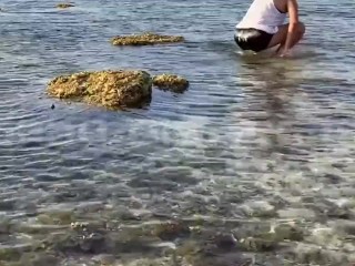 Tara lumayo tayo sa mga tao para mag kantutan