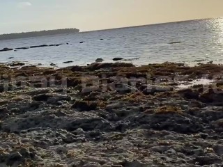 Tara lumayo tayo sa mga tao para mag kantutan