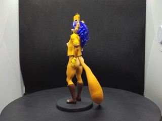 Carmelita figure