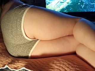 ⭐️ Sexy Blonde Pissing Her Shorts! Hot Bedwetting!