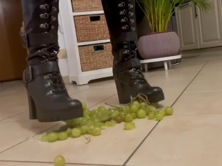 I whish you a GRAPEful day 😉😈 Black boots squishing grapes