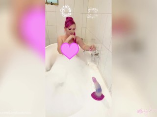 Kawaii egirl gives sloppy blowjob while taking a bath - LoveSarahXoxo